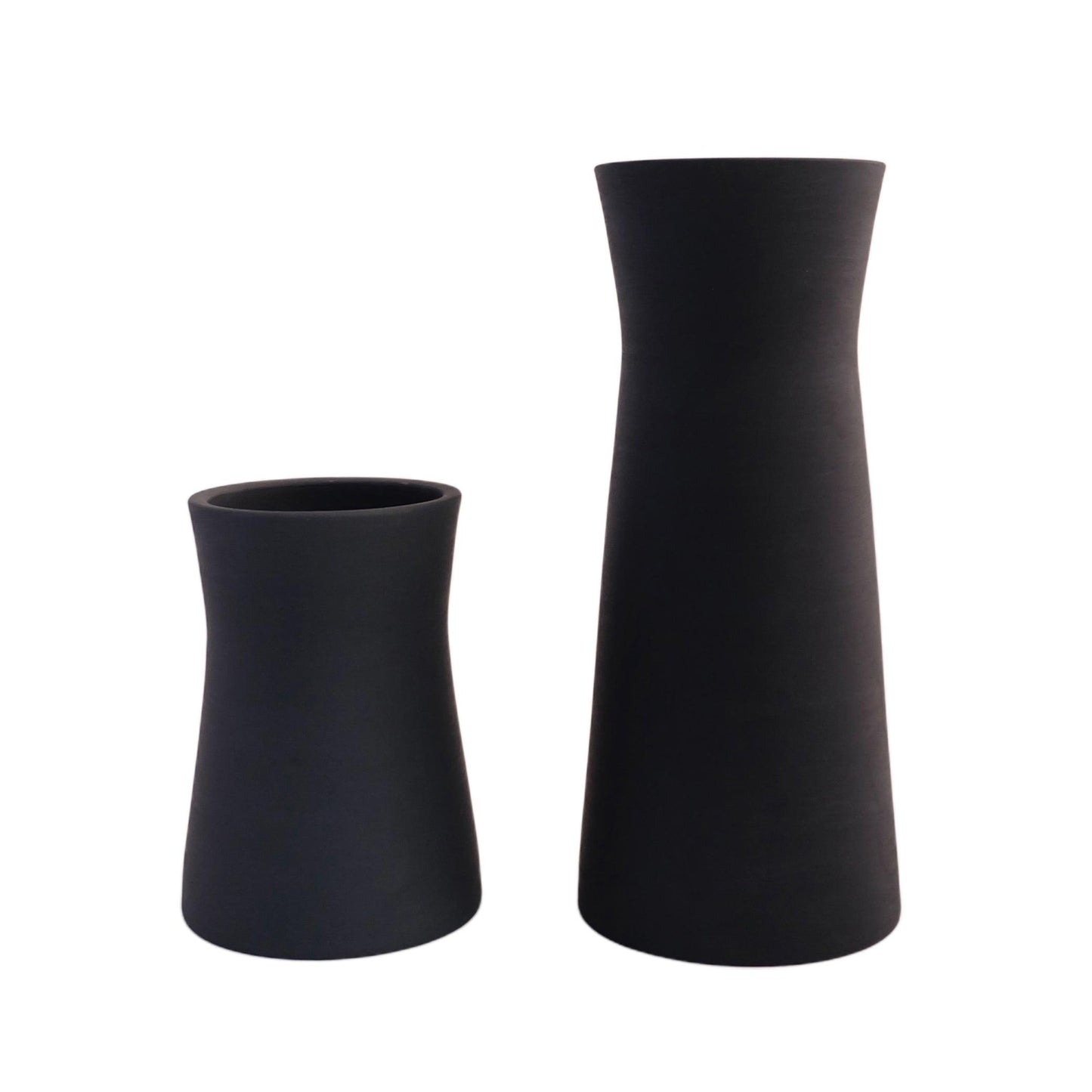 TIWI CERAMICS Nordic Vessel Plain Black.